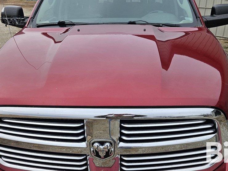 2013-dodge-1500-image-10