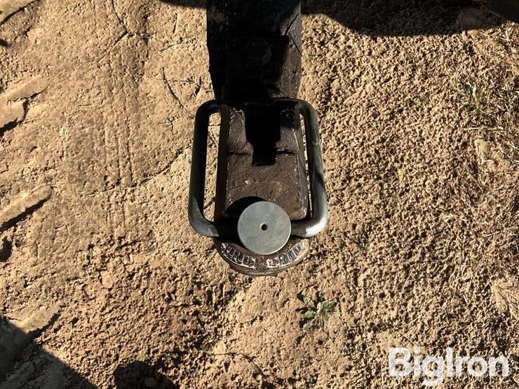 new-holland-t8040-image-16