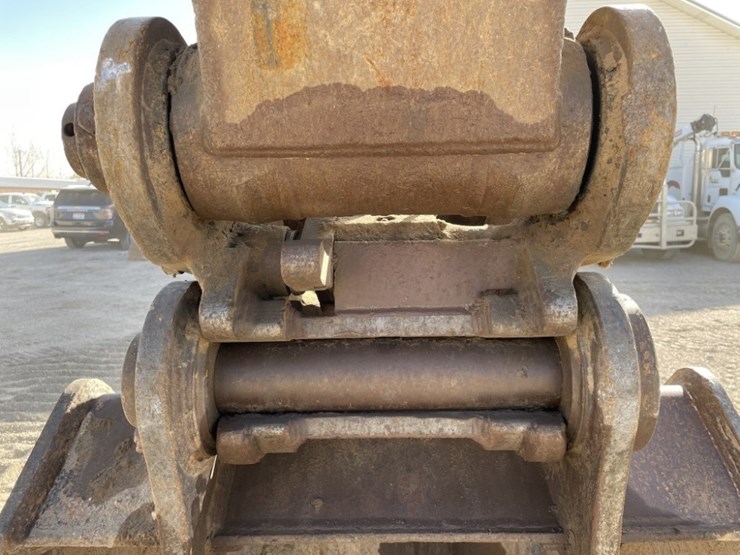 2012-deere-250g-lc-image-18