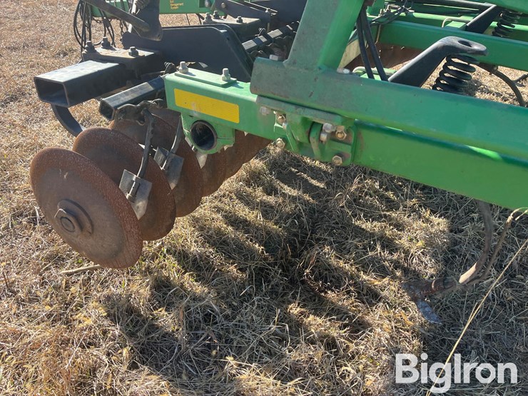 john-deere-726-image-16