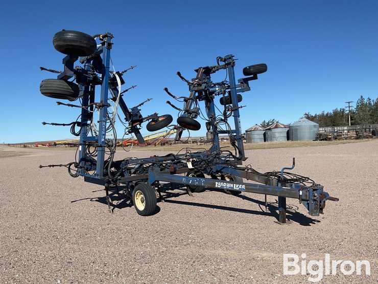 blu-jet-landwalker-image-3