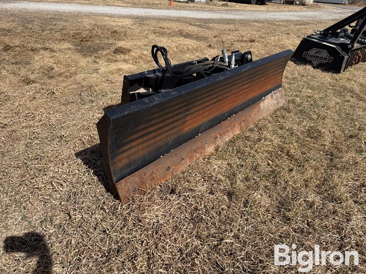 2023-virnig-6-way-dozer-blade-image-3