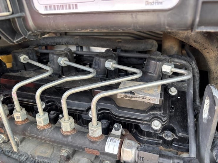 2017-bobcat-t650-image-44