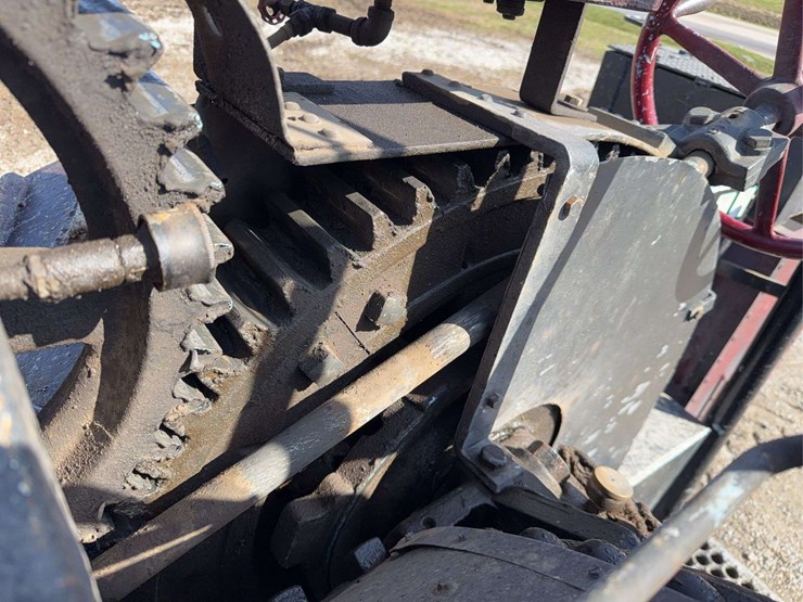 1910-advance-rumely-steam-traction-engine-image-36