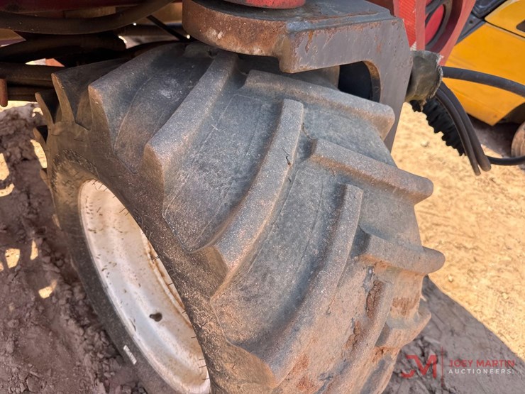 chrisman-mfg-rt5500-truck-mount-forklift-image-10