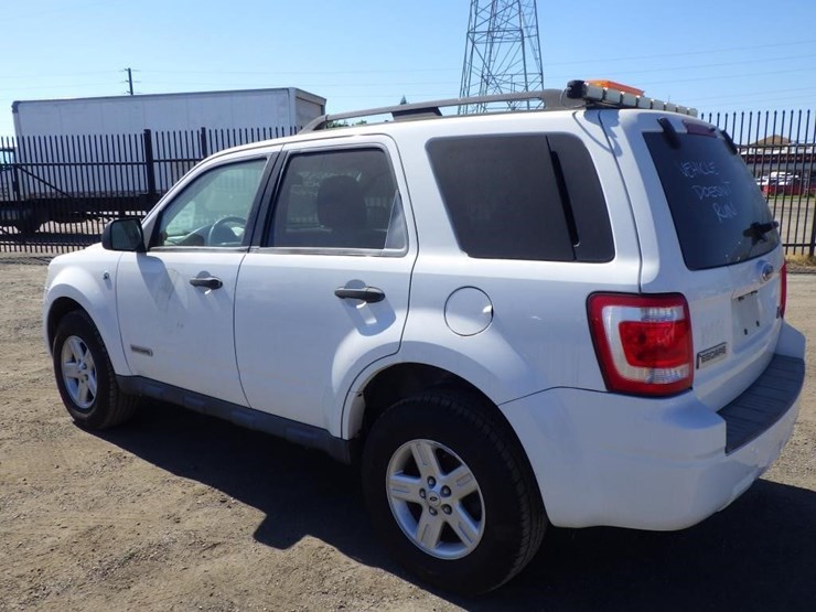 2008-ford-escape-image-4