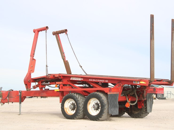 #1064-•-2009-morris-mfg-pro-ag-auto-align-bale-runner-16k-image-2