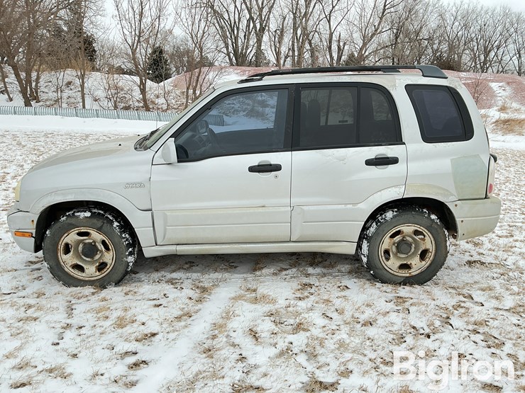 2002-suzuki-grand-vitara-image-8