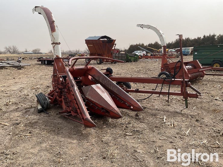 international-555-image-3