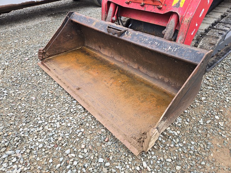 takeuchi-tl10v2-image-9