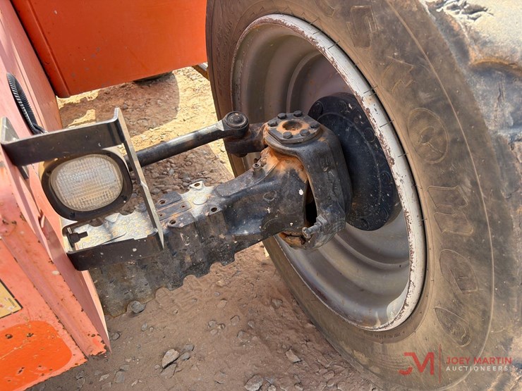 2016-jlg-6042-telehandler-image-5