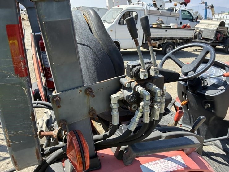 2018-kubota-b26-image-12