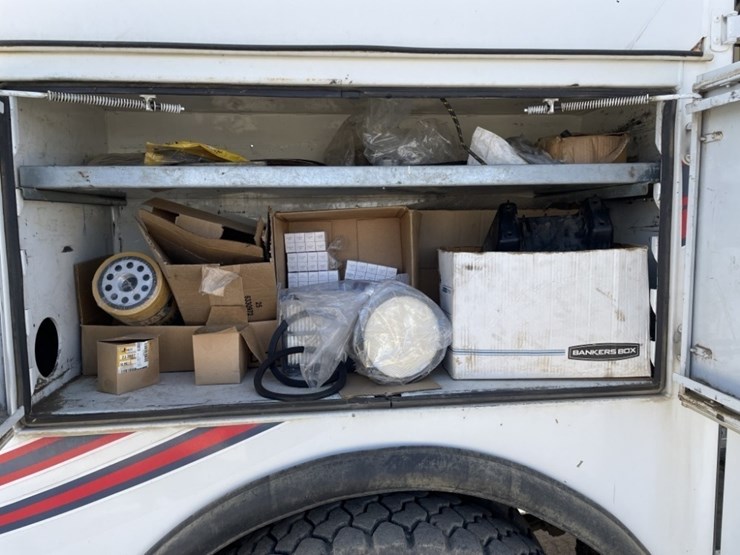 2007-kenworth-t300-image-23