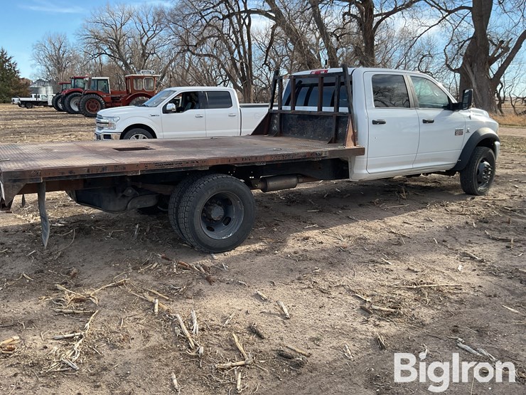 2011-dodge-ram-4500-image-4