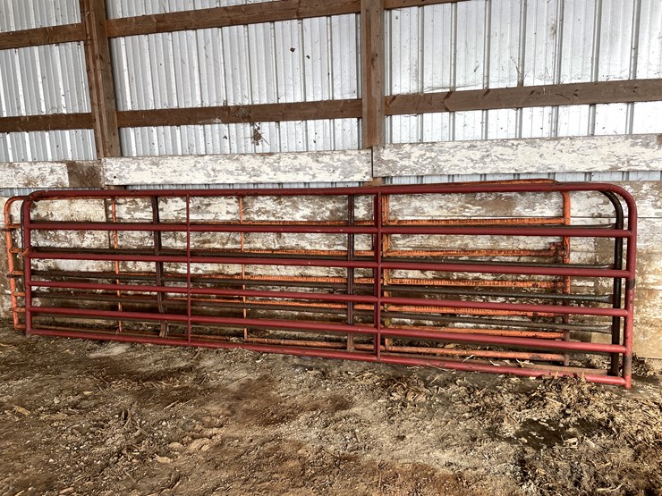 #2353-•-(3)-16'-metal-gates-image-2