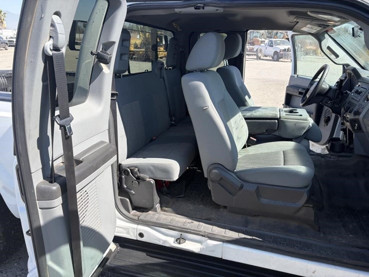 2011-ford-f250-image-10