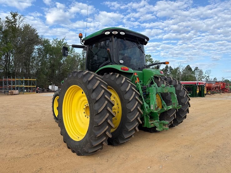 2015-john-deere-8270r-image-3