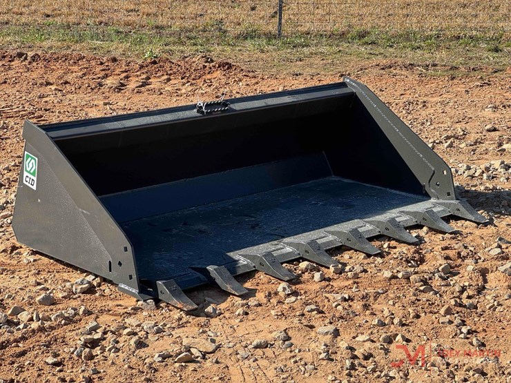 new-/-unused-cid-84"-tooth-bucket-skid-steer-attachment-image-1