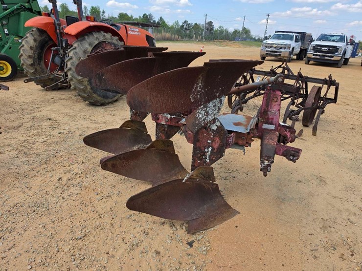 massey-ferguson-3-image-3