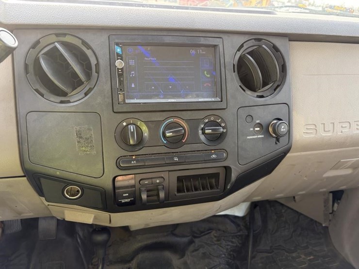 2008-ford-f250-image-16