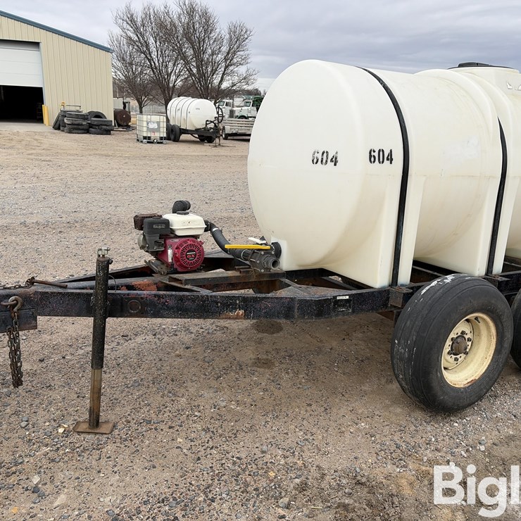 COOP 750-Gallon T/A Nurse Tank Trailer