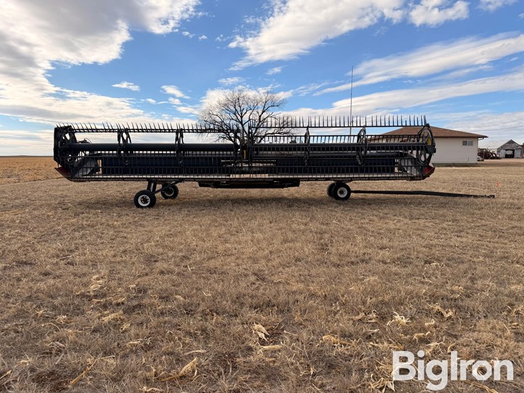 2005-case-ih-2052-image-2