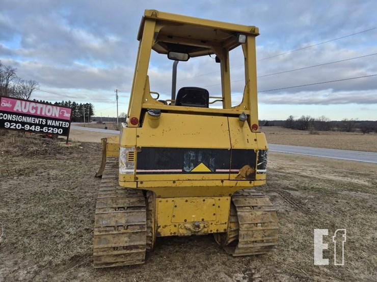 2002-caterpillar-d5g-image-11