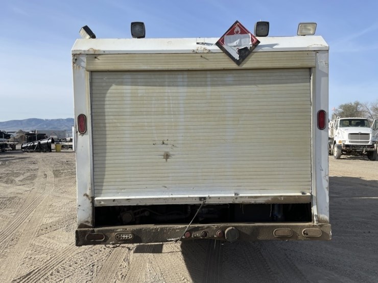 2008-international-7500-t/a-fuel-&-lube-truck-image-4