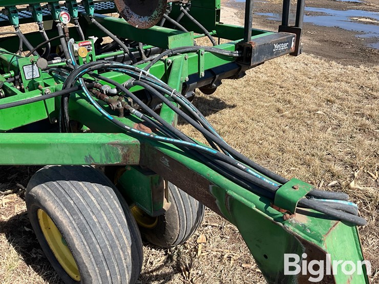 john-deere-750-image-9