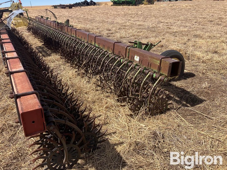 john-deere-400-image-5