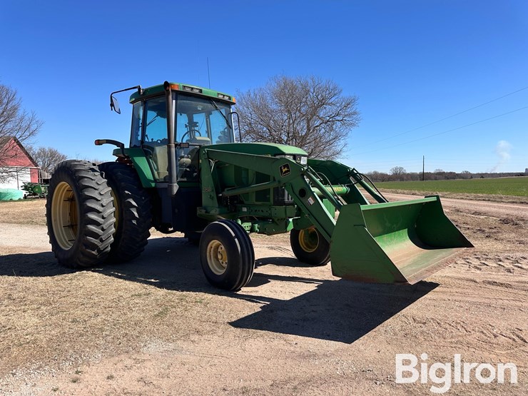 2001-john-deere-7810-image-3