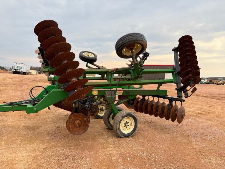 john-deere-630-image-7