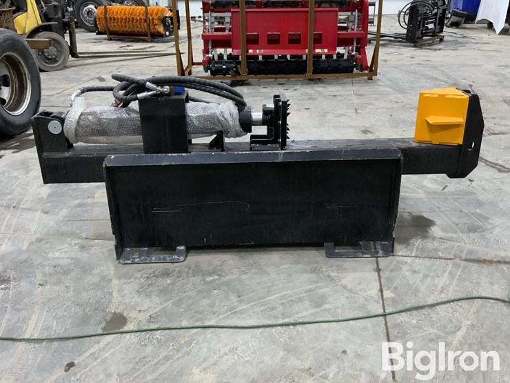 2025-massey-ferguson-730-image-6