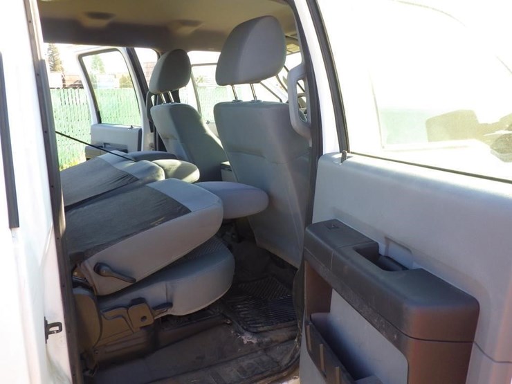 2015-ford-f350-image-8