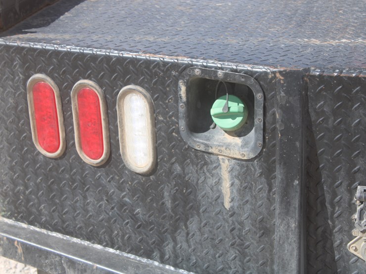 2015-dodge-3500-image-51