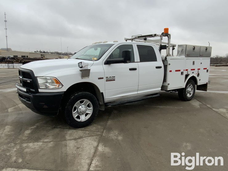 2015-ram-3500-slt-image-1
