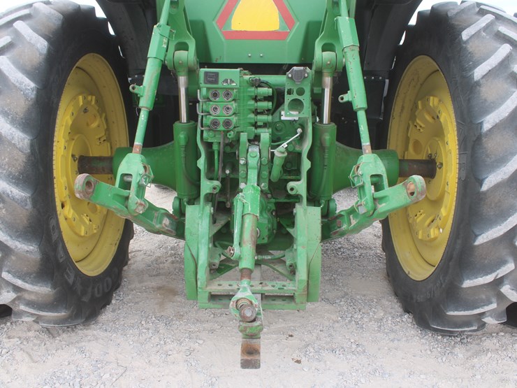john-deere-8120-image-41
