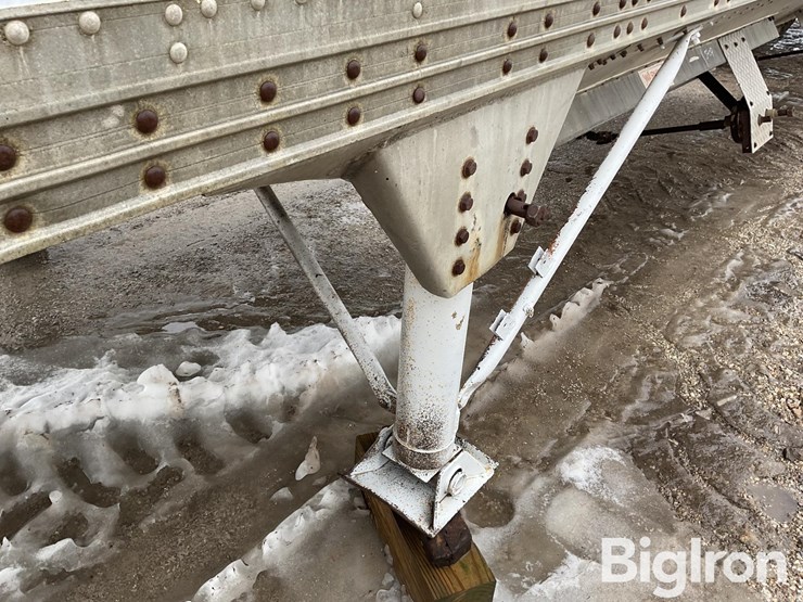 1981-timpte-hopper-bottom-image-14