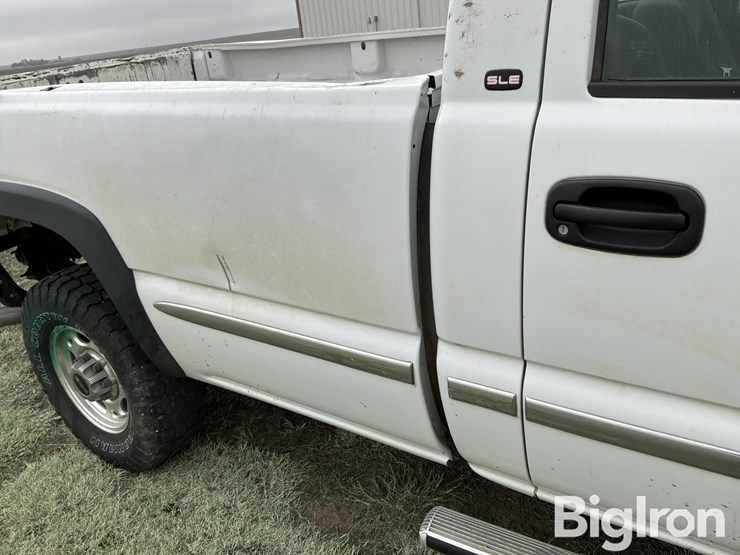 2001-gmc-sierra-2500-image-16