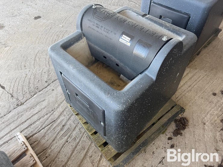 petersen-waterers-super-pete-34c-cattle-waterer-image-7