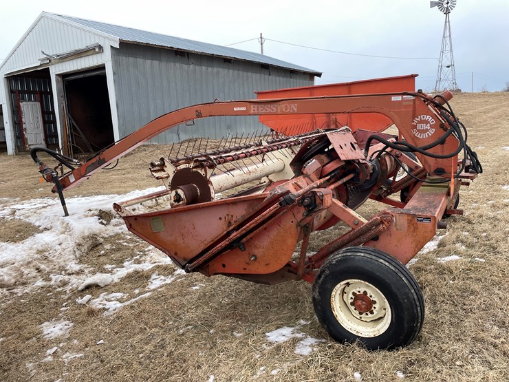 hesston-1014-image-6