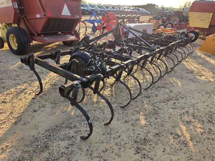 3210-john-deere-20-image-2