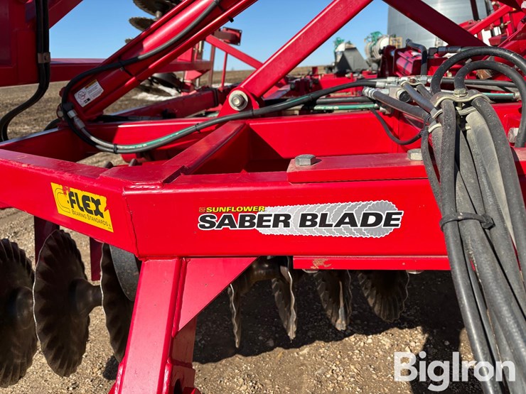 2012-sunflower-6630-32-image-11