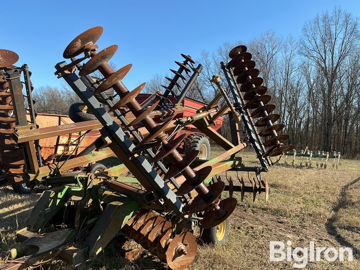 john-deere-630-image-13