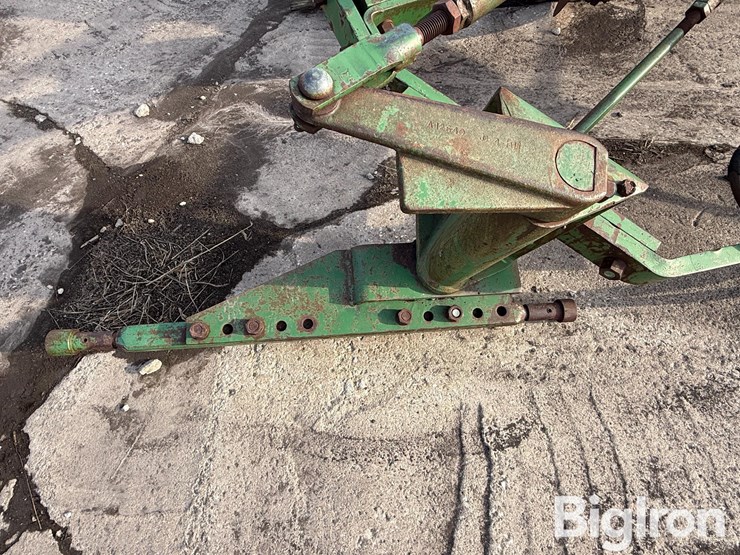 john-deere-f145h-image-9