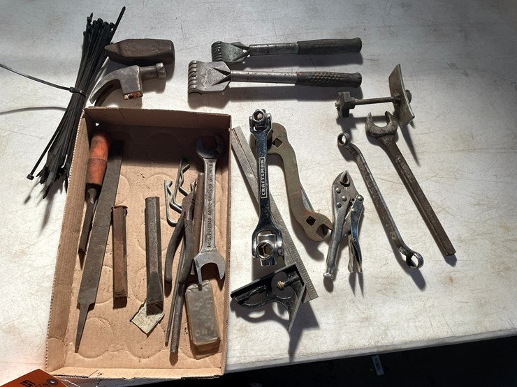 #2511-•-shop-tools-image-1