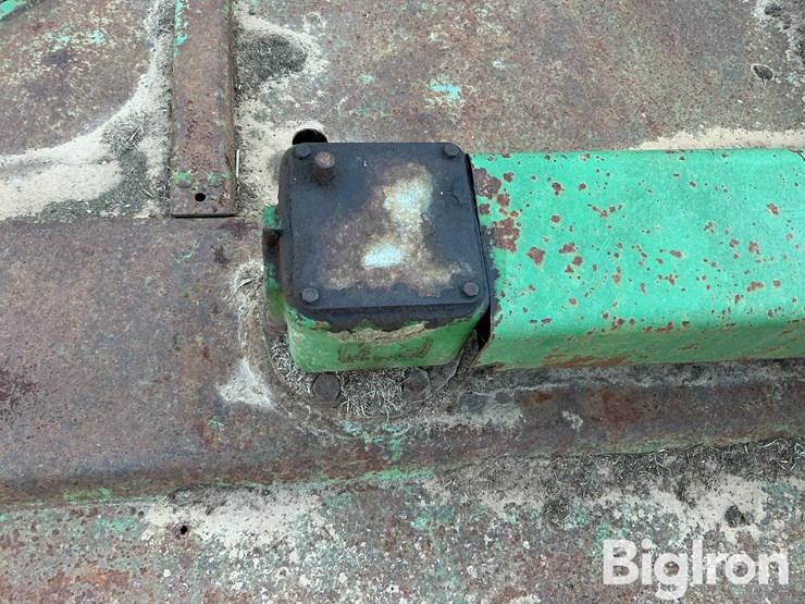 john-deere-1418-image-11