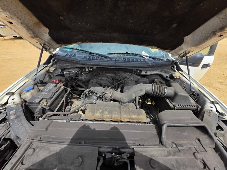 2016-ford-f150-xl-image-14