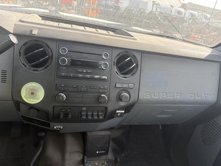 2016-ford-f550-sd-image-16