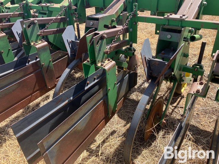 john-deere-885-image-11